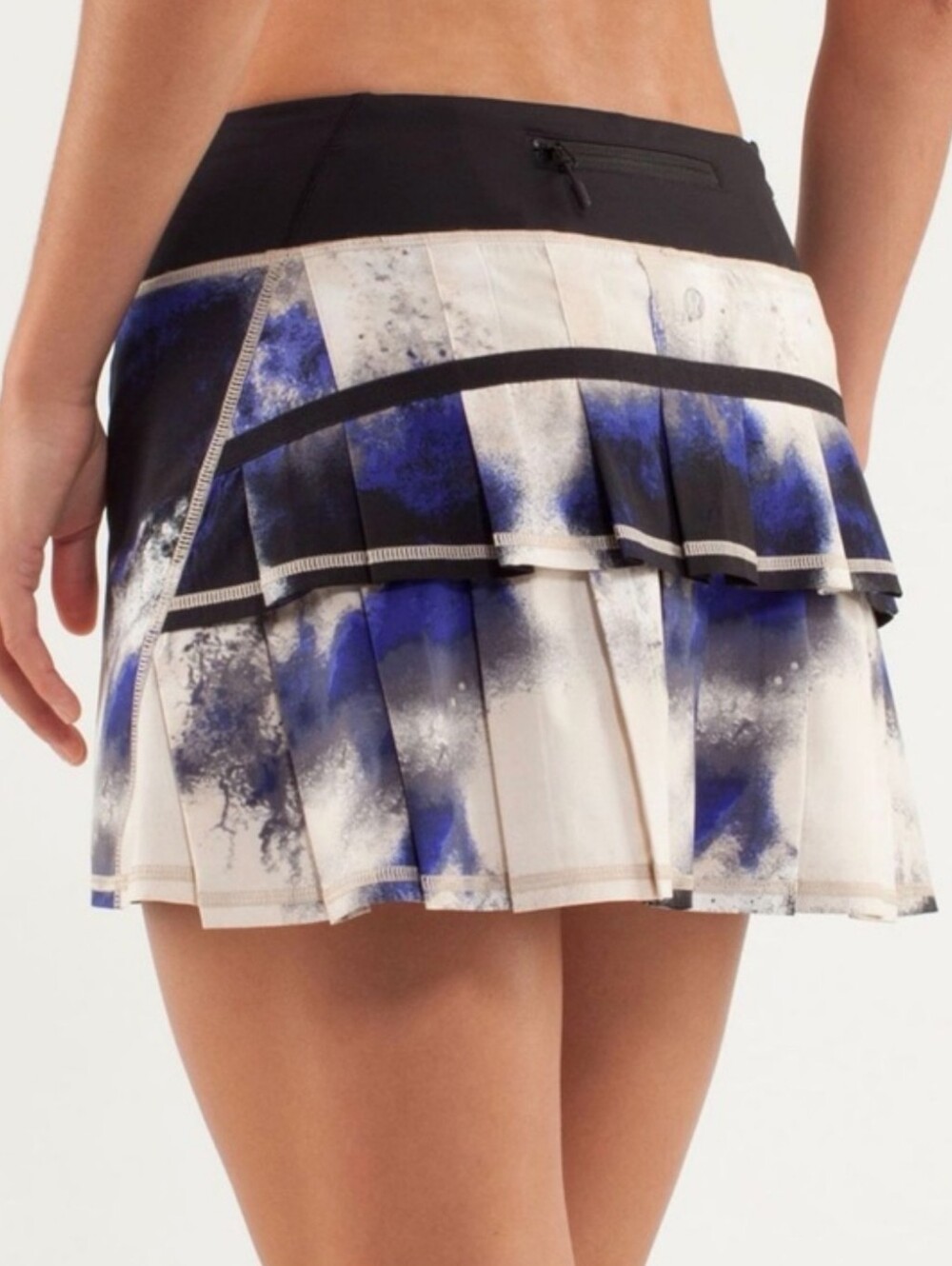 LULULEMON Pace Setter Skirt Size 8